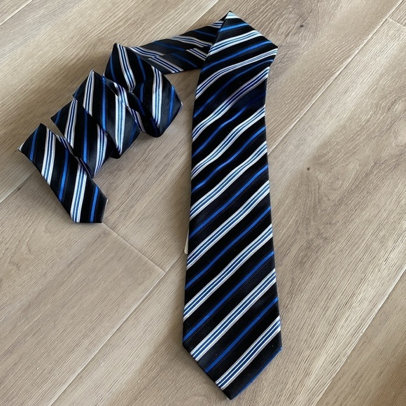 Geoffrey Beene Silk Rep Tie NWT - Picture 5 of 5